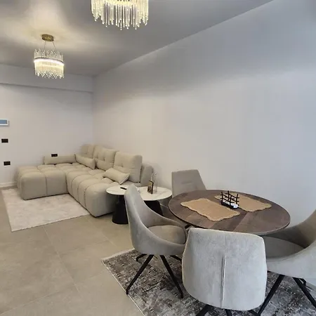 Alezzi Odyssey Mamaia Nord شقة *